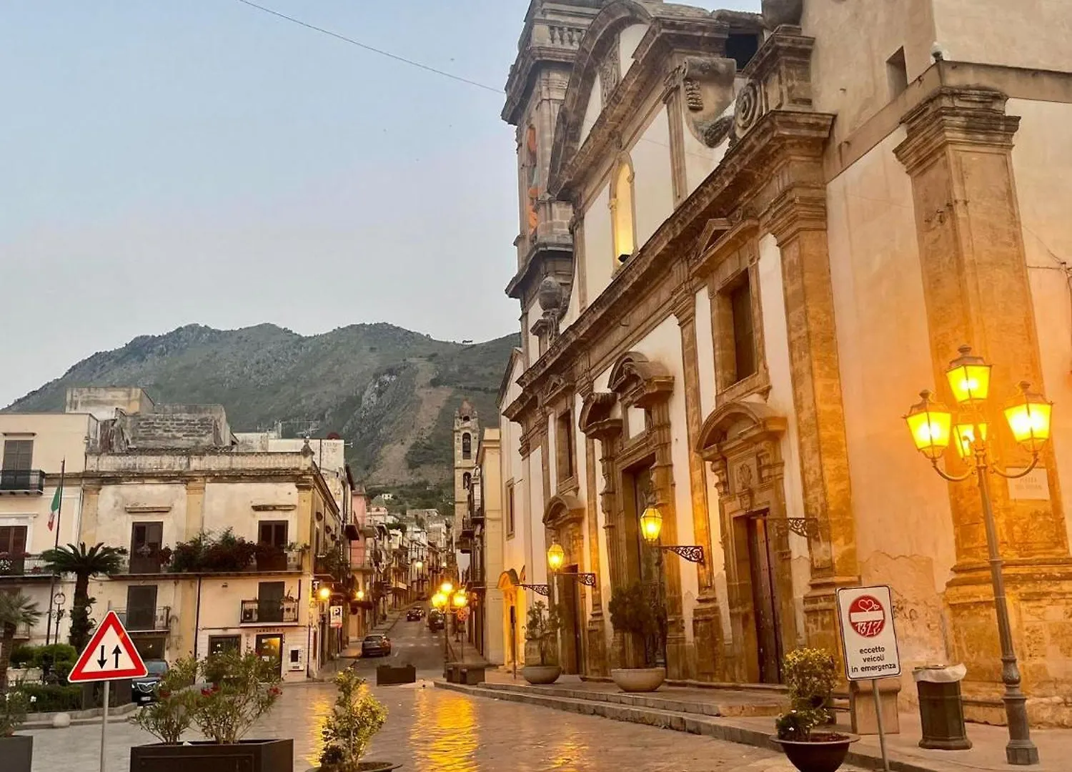 La Castellana Apartments Carini Italy