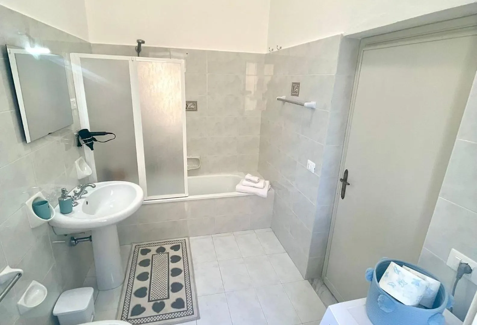 La Castellana Apartments Carini